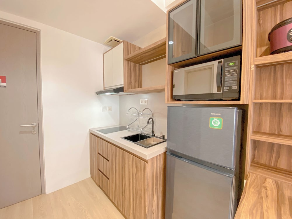 Cozy And Tranquil Studio Apartment Vasanta Innopark