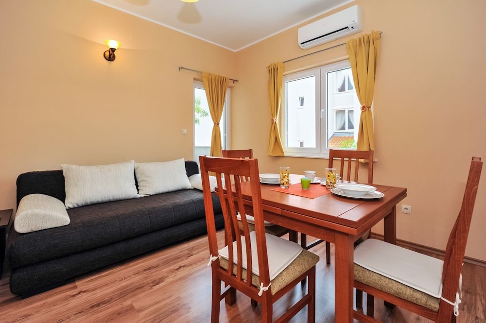 Apartments Kruno