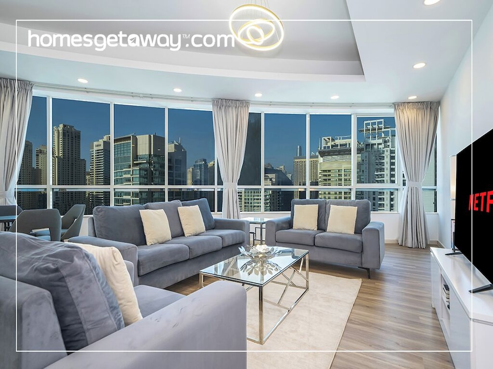 Spacious 4BR in Horizon Tower Marina