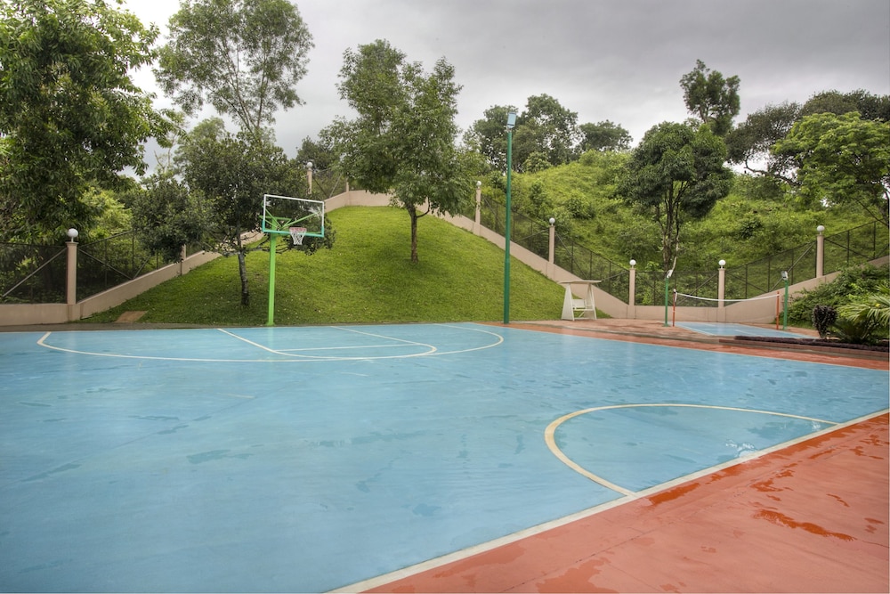 Grand Sultan Tea Resort & Golf