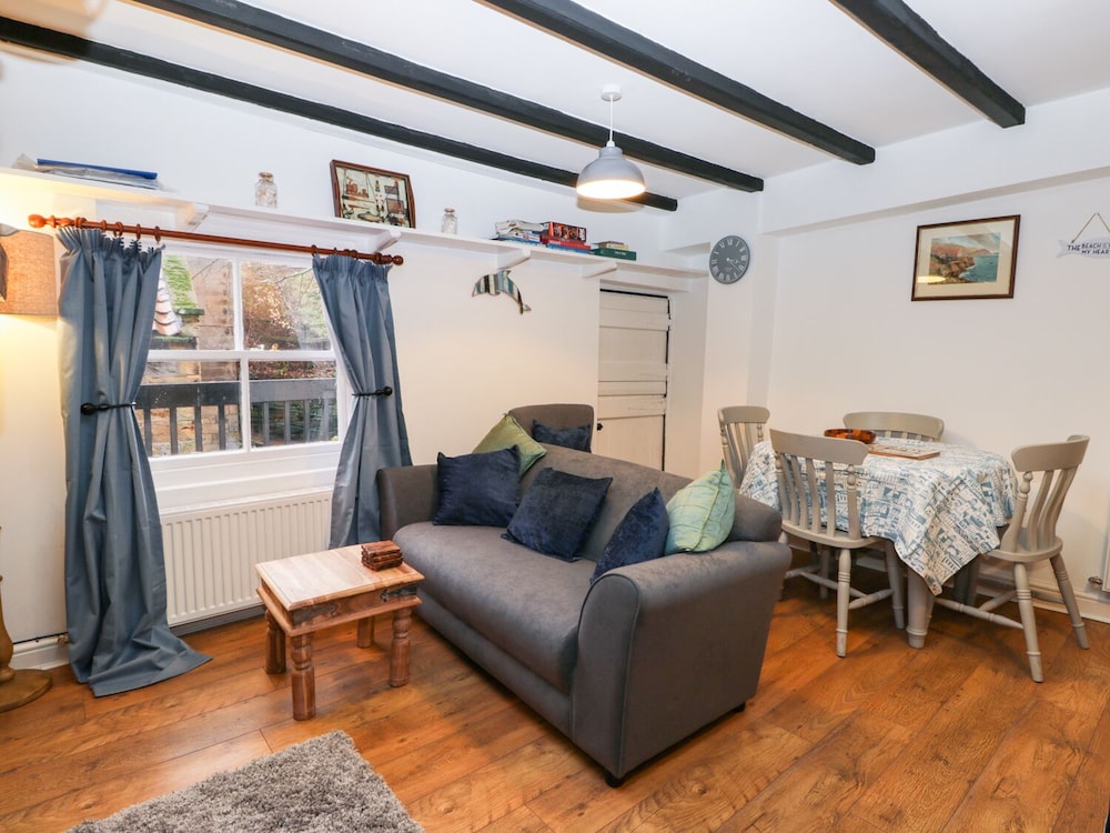 Roseberry Cottage view 5