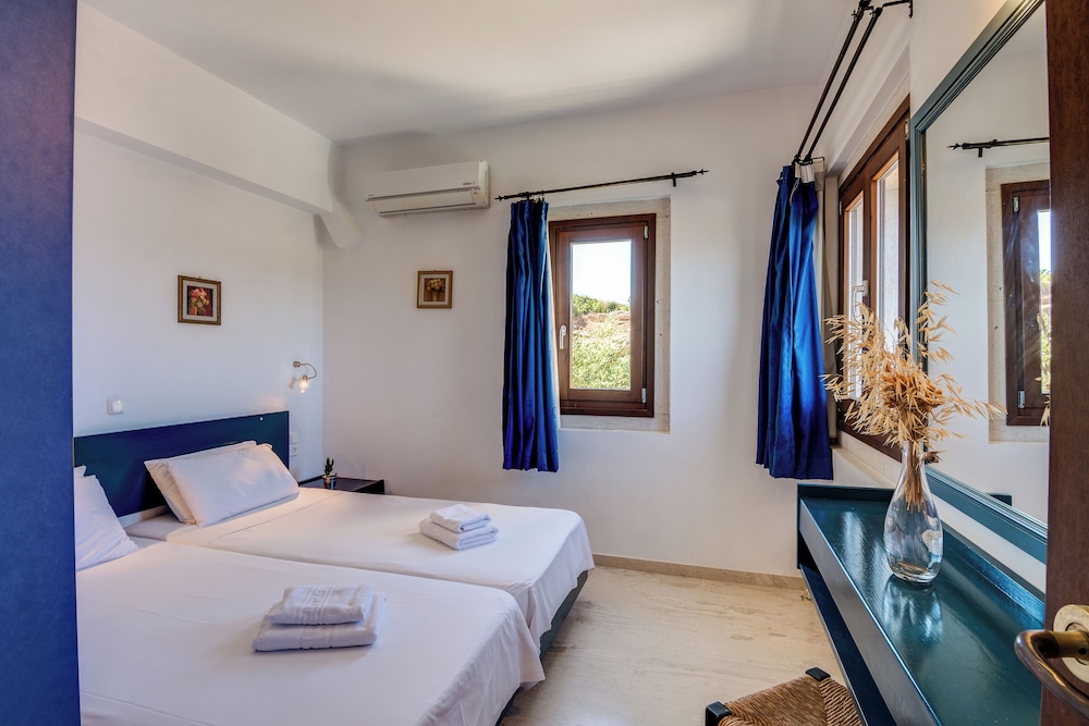Crete Essence Villas – Lagkada