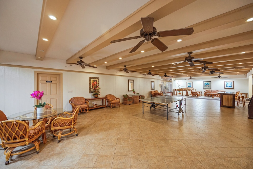 Kuleana Club - 402