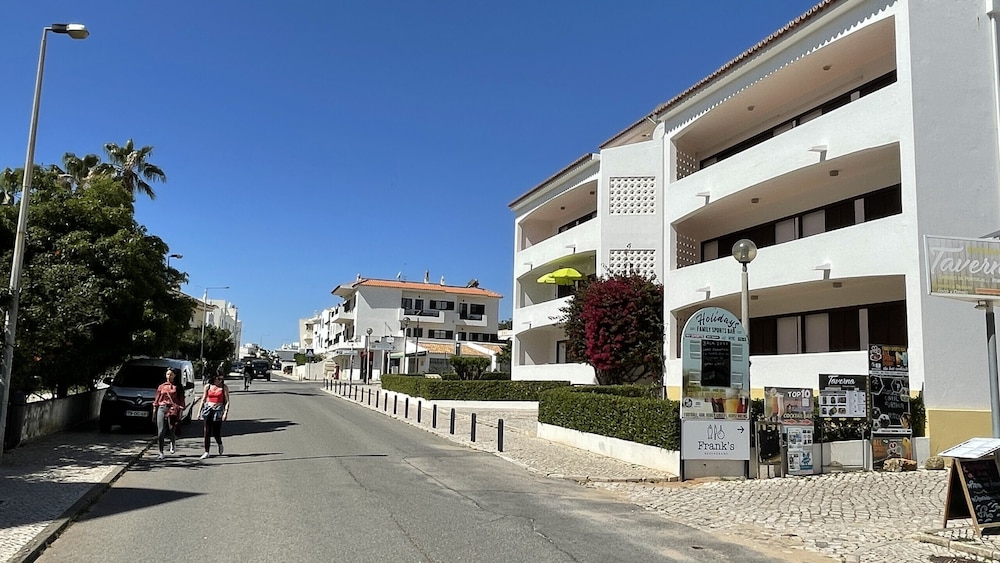 Photo 30