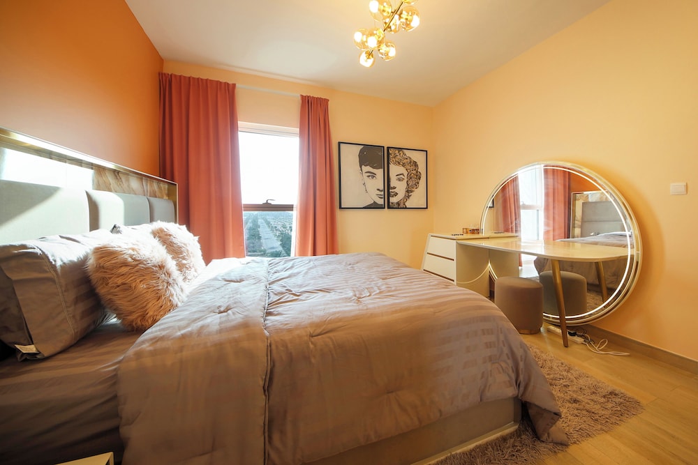 Silk Valley - Luxury 2B near Yas attractions