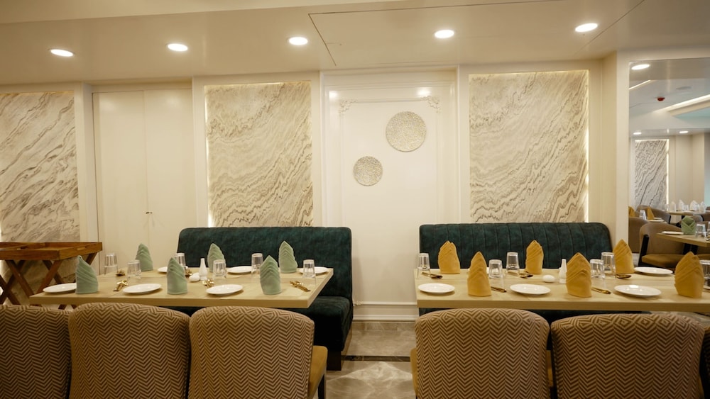 HOTEL MANTIS & RESORTS MUZAFFARPUR