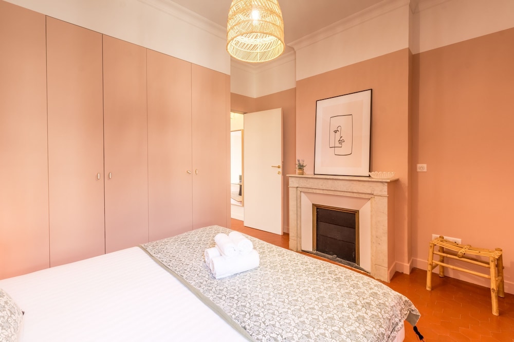 Suite Com die - Premi re Conciergerie