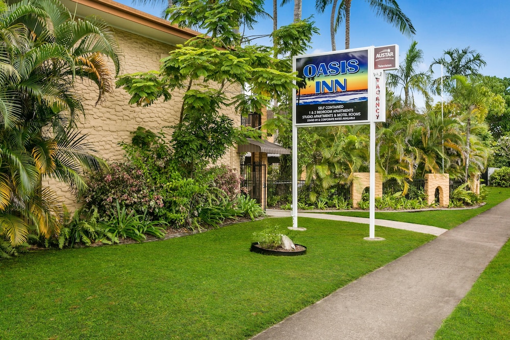 Oasis Inn Cairns - Image 1