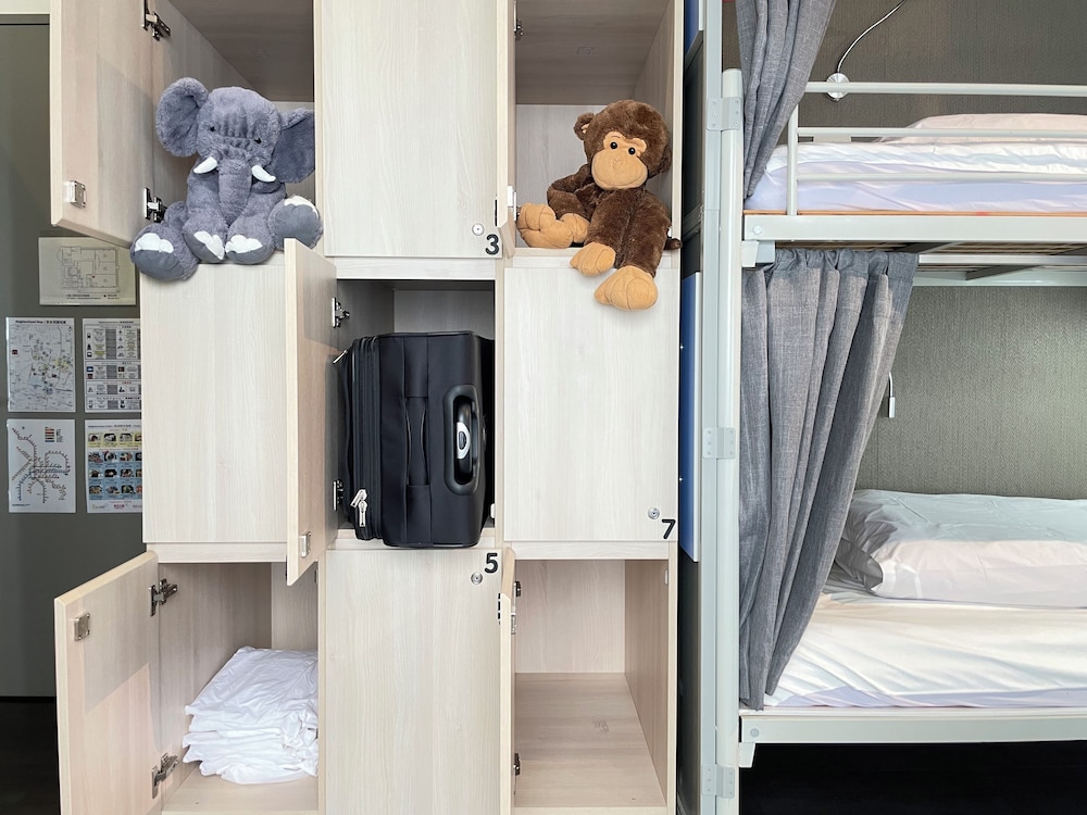Easymind Guesthouse, Hostel in Taipei Main Station