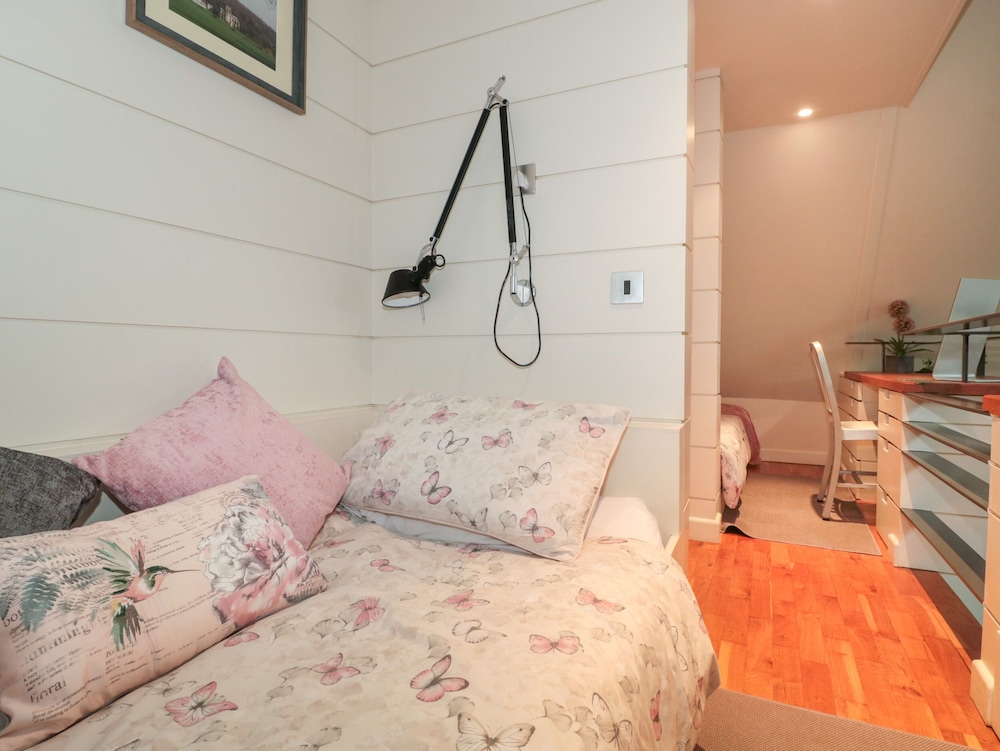 Pips Hideaway