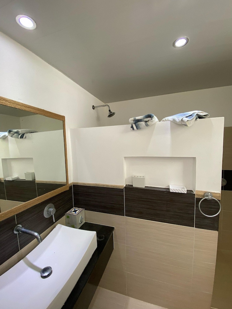 COMFORT APT SAMANA VISTA MARE XI-201