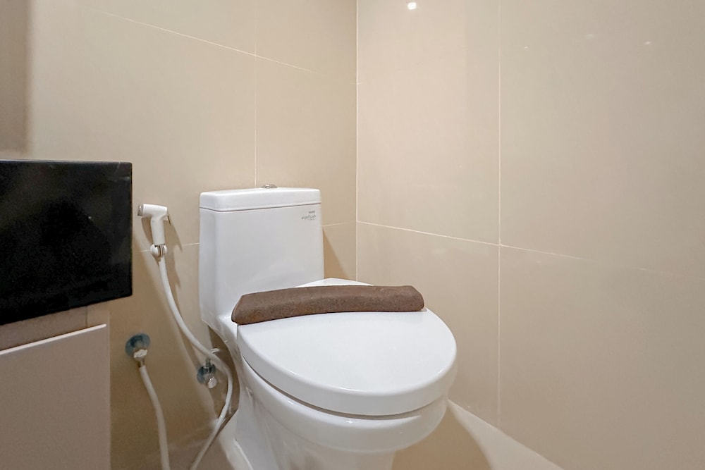 New Contemporary 2Br At Grand Sungkono Lagoon Apartment