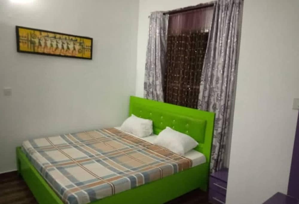 1 Bedroom Ensuite in a Shared House view 5