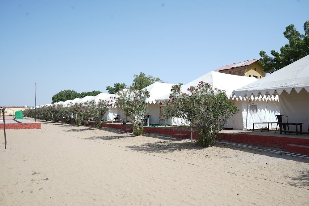 Raj Dunes Resort