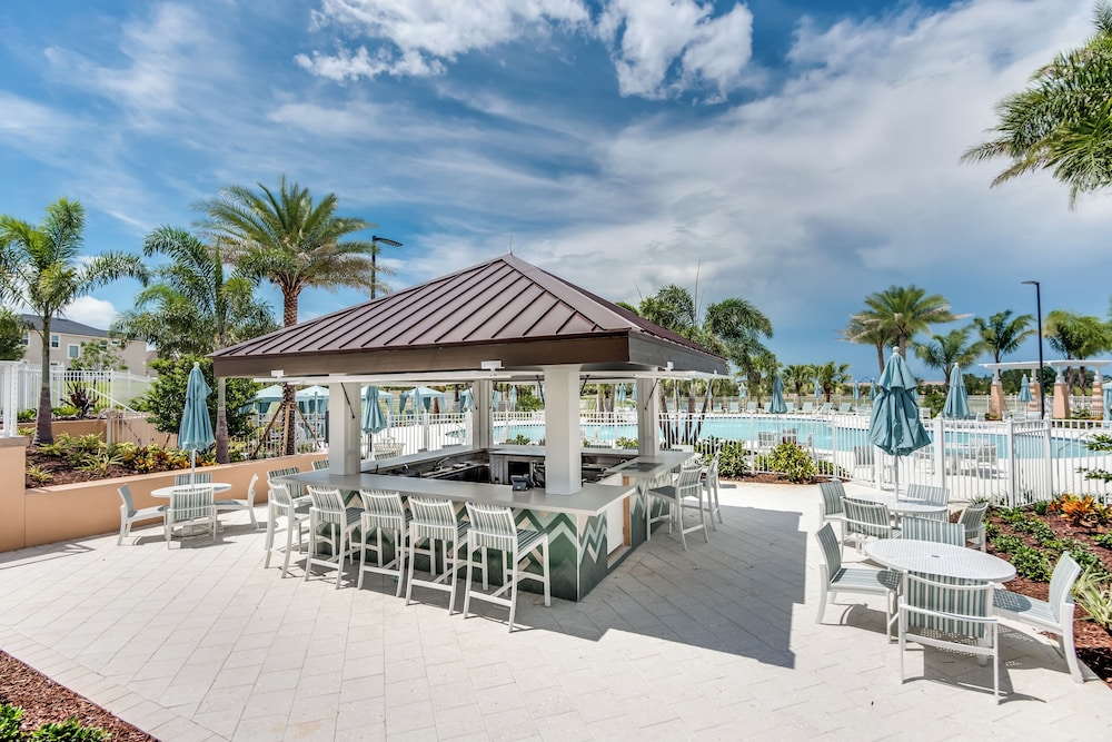1600 Herrons Green Path