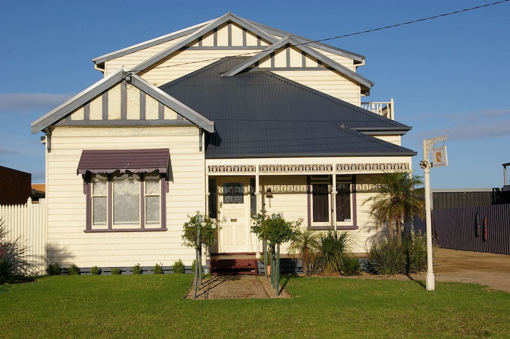 Pelican Sands Bed & Breakfast