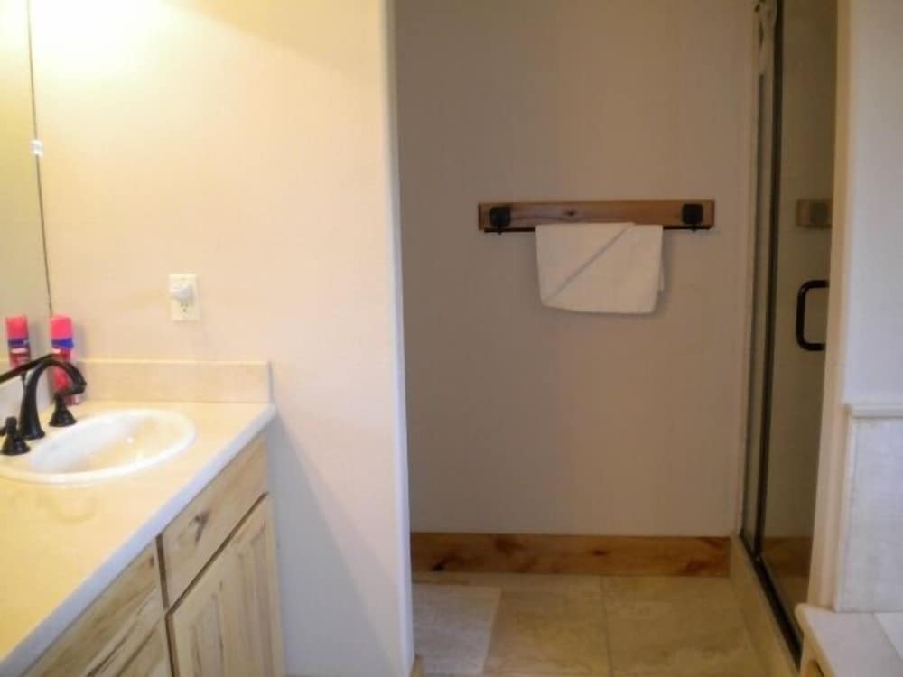 Lake Tahoe Vacations - 1637 Black Bart Court - Property Image 6