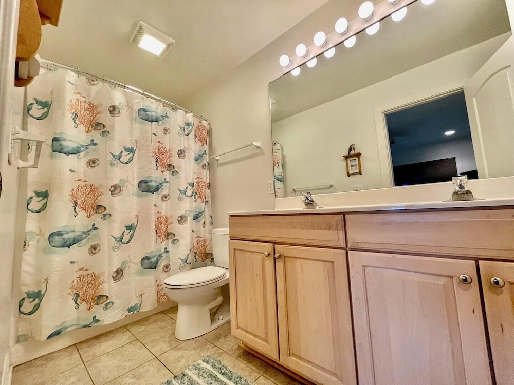 Clayton Street 17B