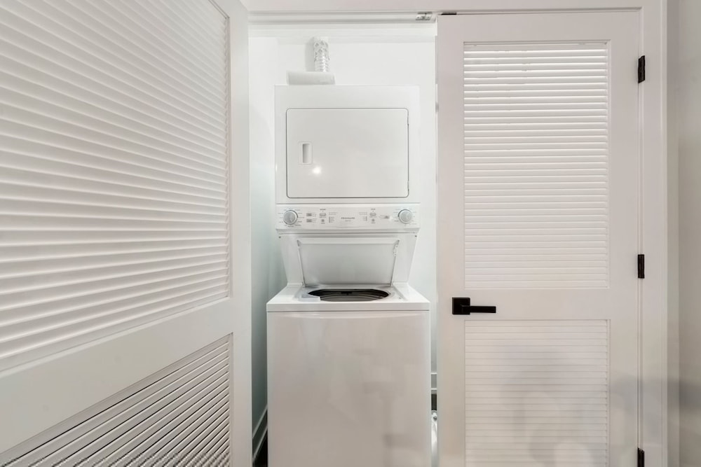 Charming Chicago Apt