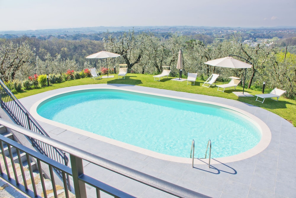 Amazing View Laporecchio Hills