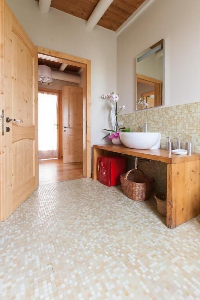Cascina Serenella B&B