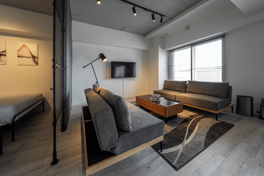 LUXIA 503