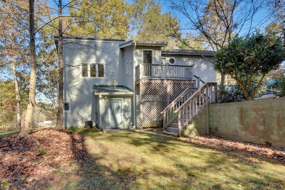 Waterfront Martin Home w/ Fire Pit & Large Deck
