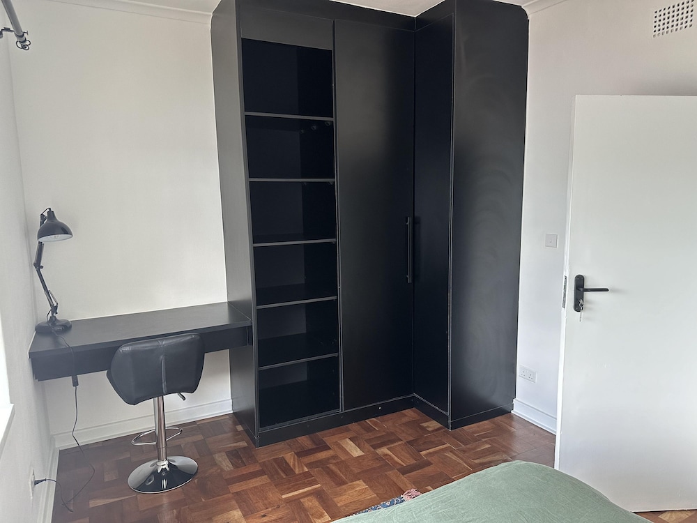 Spacious 2 bed Unit in Eastlea - 2228