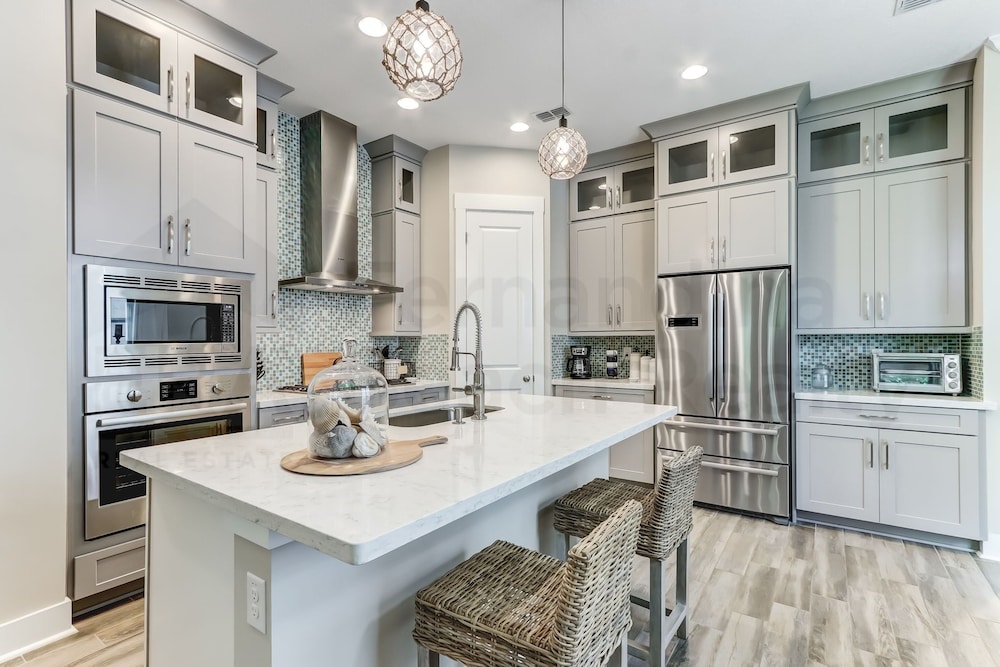 2206 Shell Cove Circle 3 Bedroom Home by RedAwning view 5