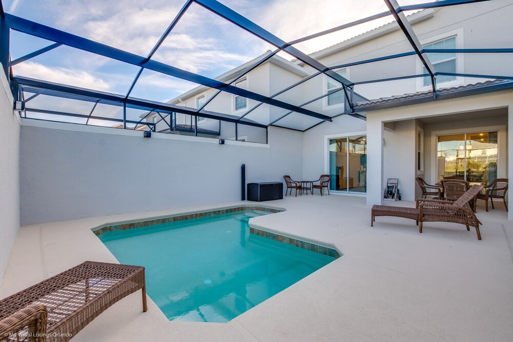 Lovely 4 Bed3 Bachampions Gatepool - Image 3