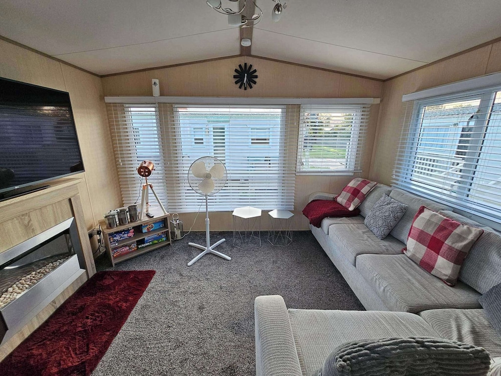 Jayden 3 bed Balcony