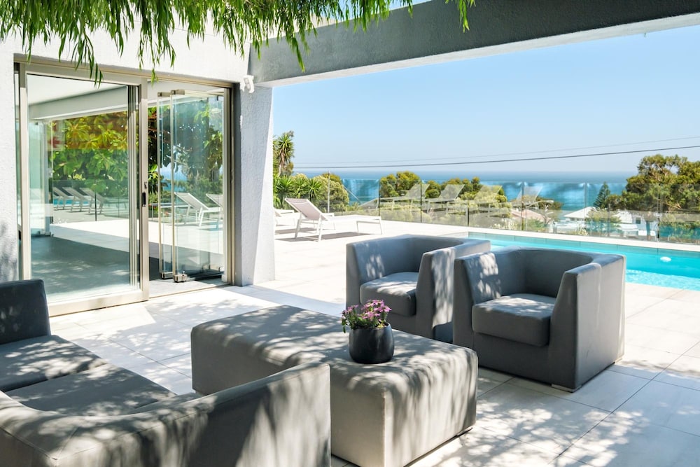 Ocean View Camps Bay 5bed Villa w Pool Valtameri