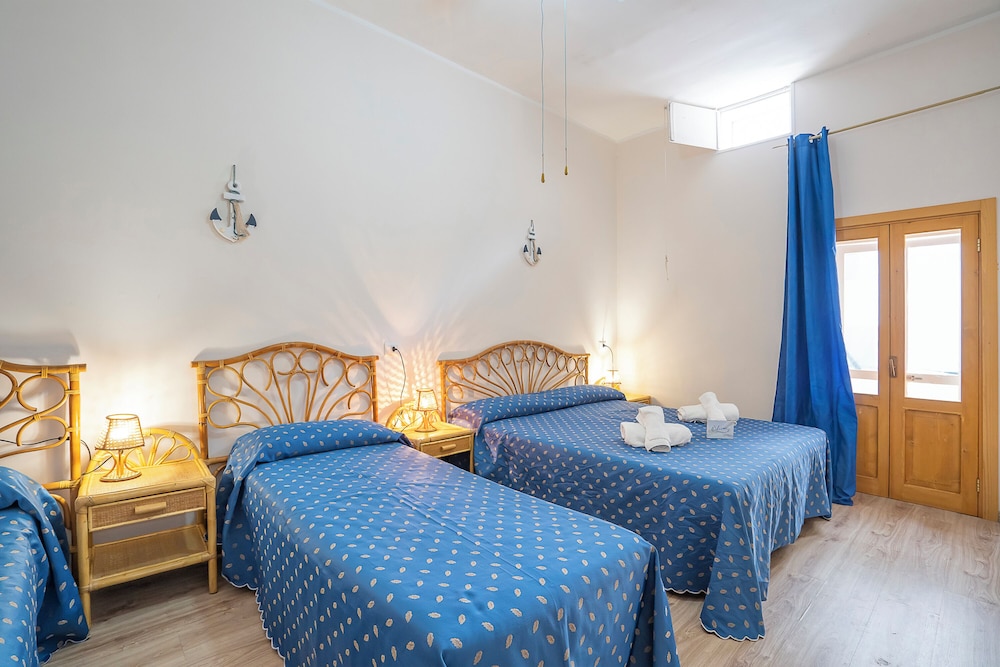 Brezza Apartment Near The Sea