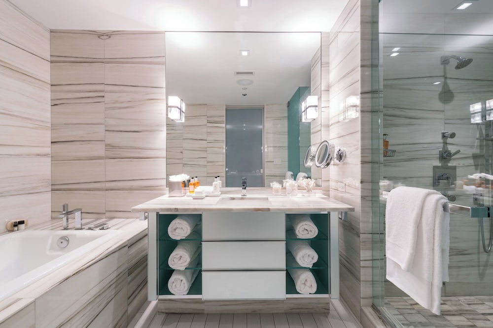 W South Beach Private Luxury Suites
