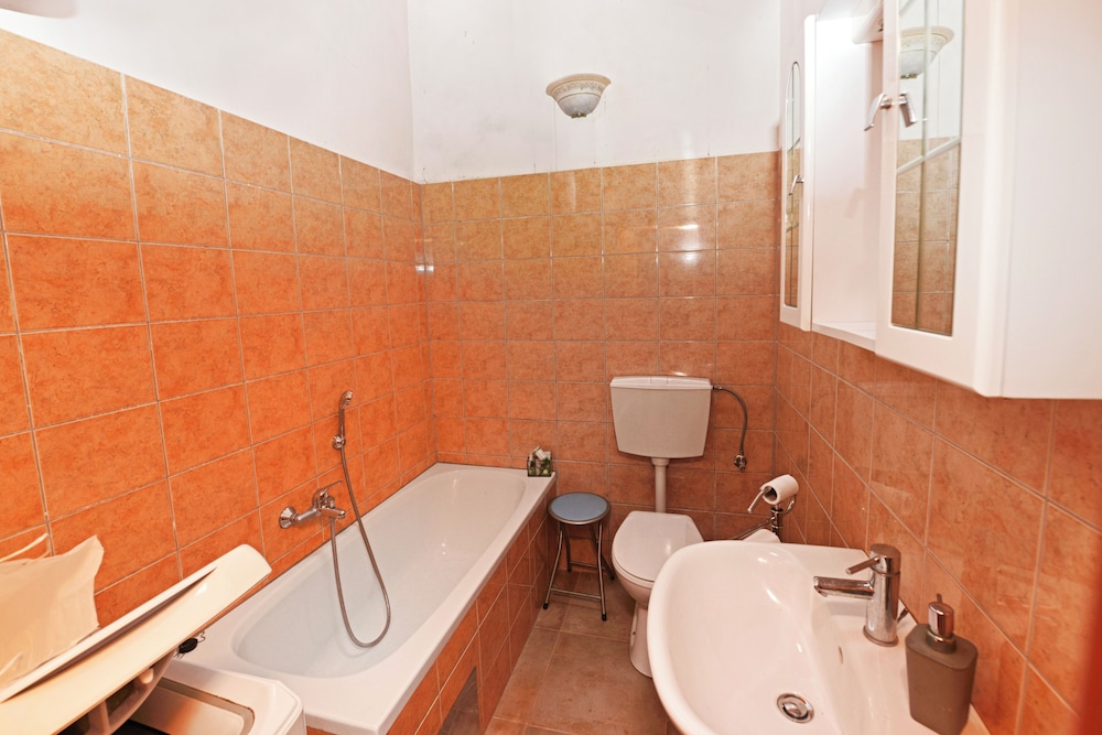 Beautiful Stone House in Gedici - Beahost Rentals view 5