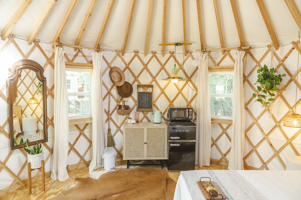 The Peacock Yurt at Camposanto ATX Glamping on Lake Travis - Property Image 22