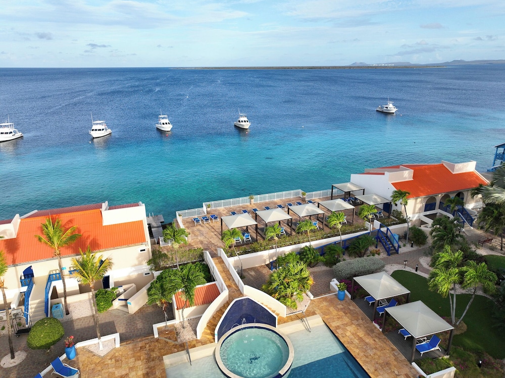 Divi Flamingo Beach Resort & Casino - Photo 21