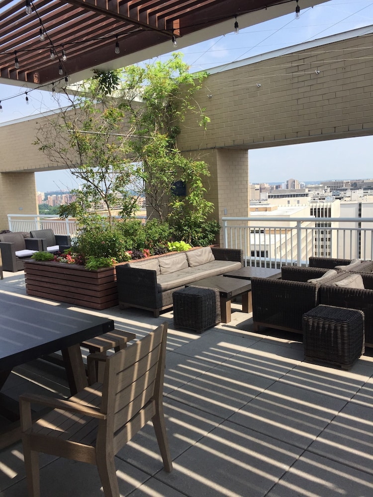 Concord by Executive Apartments