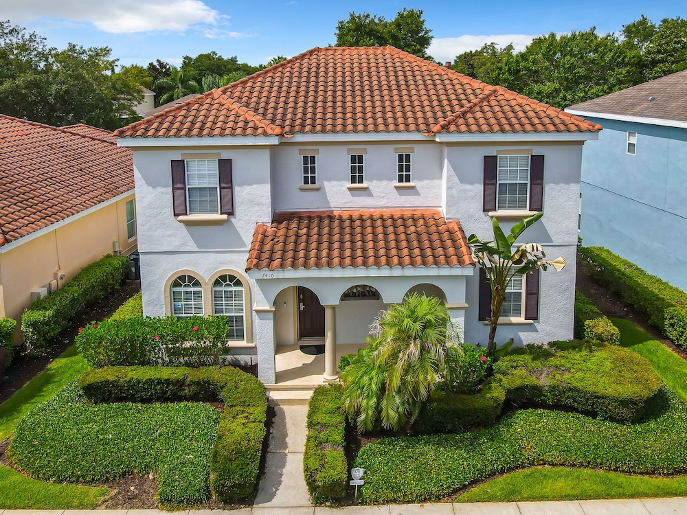 Aladdin Themed Private Pool Home By Disney 5 Bedroom Home by Redawning view 3