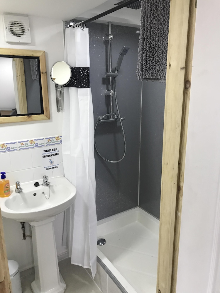 Barton Gate Farm Guesthouse