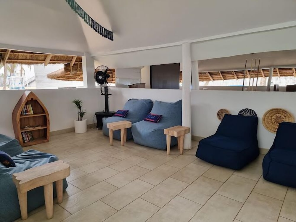 Rosh Beach Resort