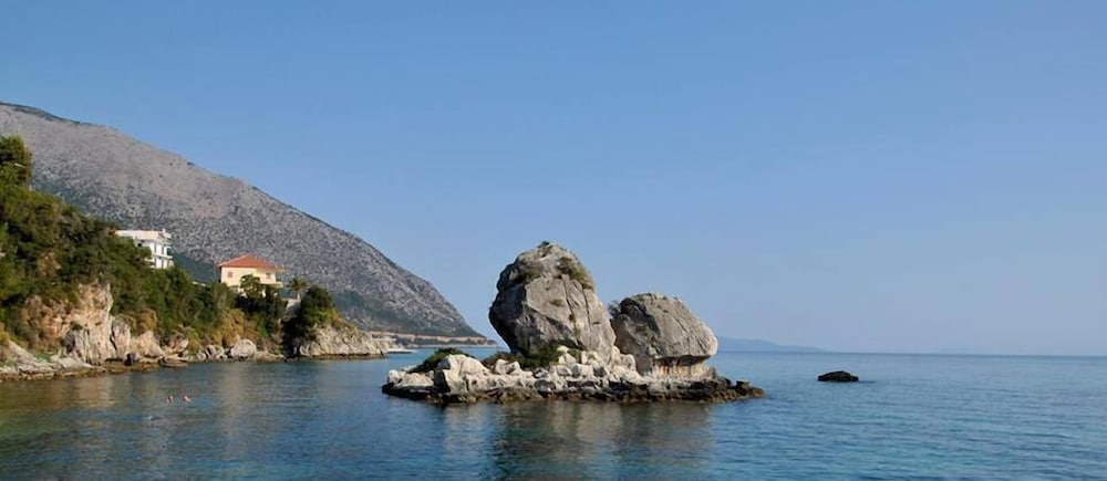 Photo 47