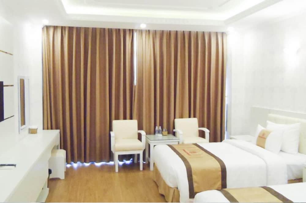 Phoenix Hotel