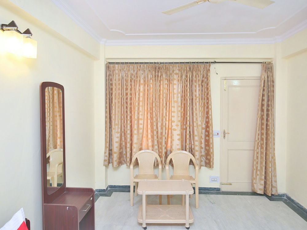 OYO 14084 Home Hill View Studio Barog - Property Image 8