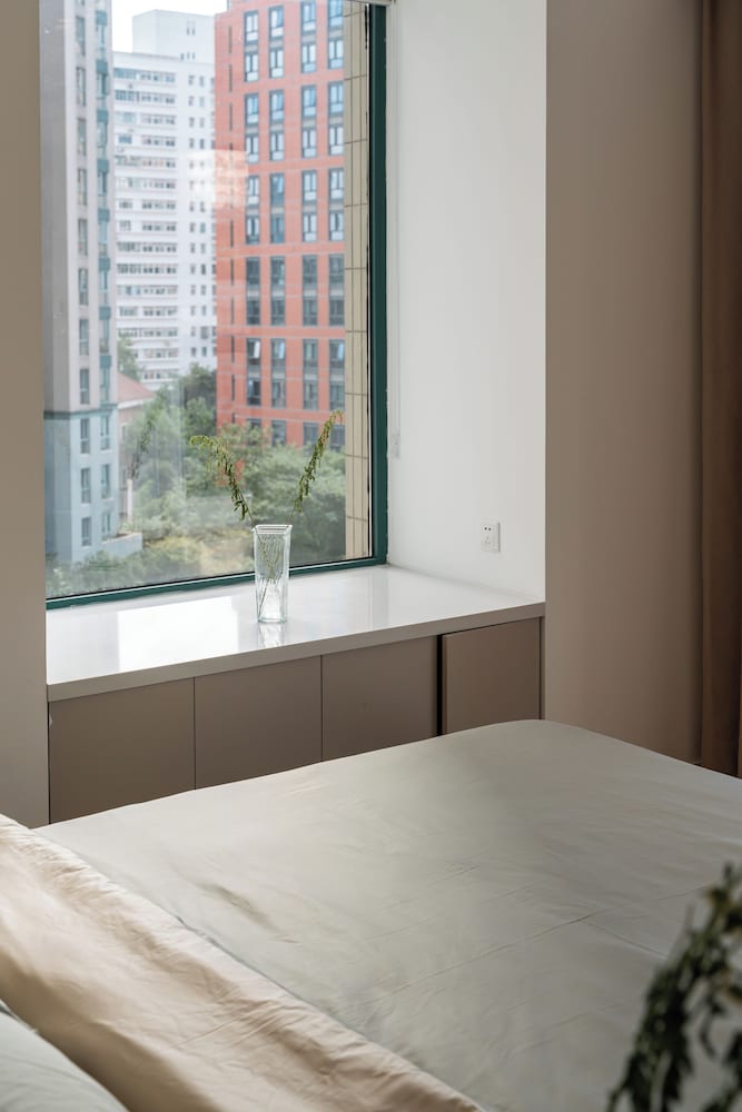Book and Bed - Xujiahui