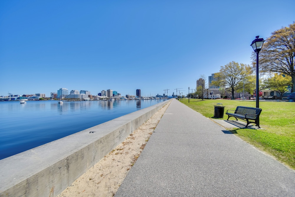 Walk to River & Downtown: Portsmouth Apartment!