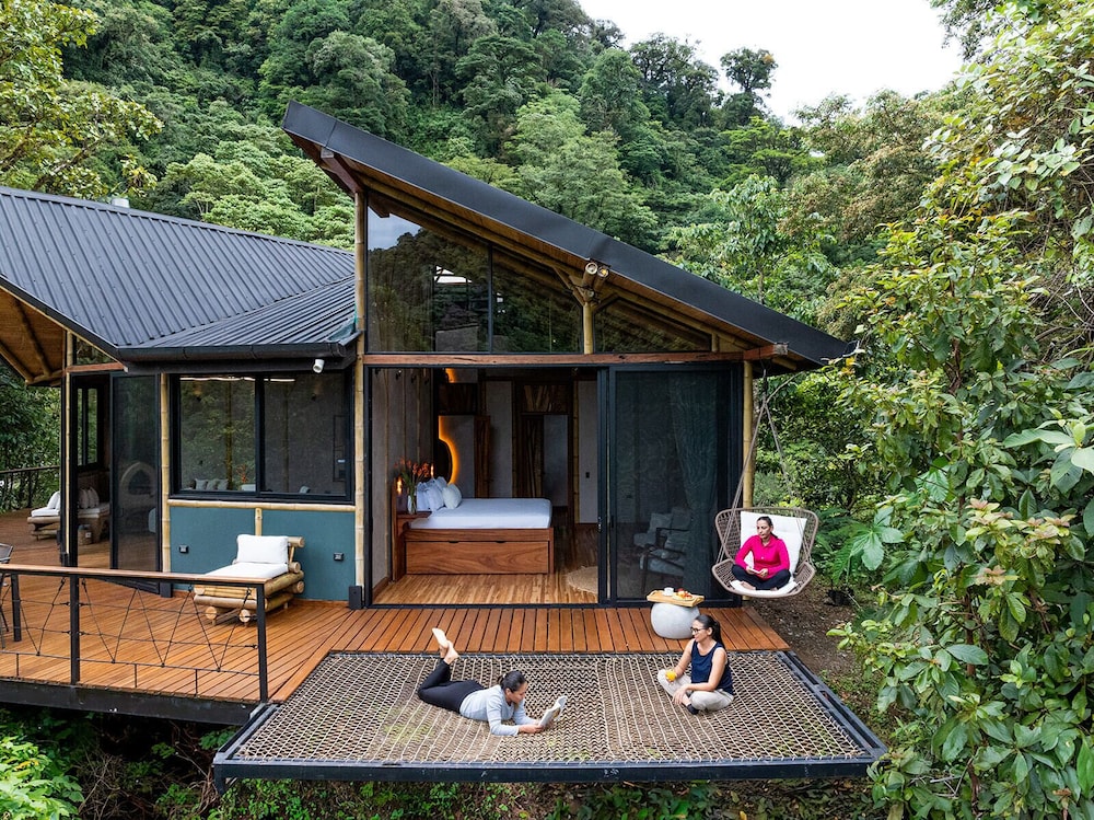 El Tigre Hideaway
