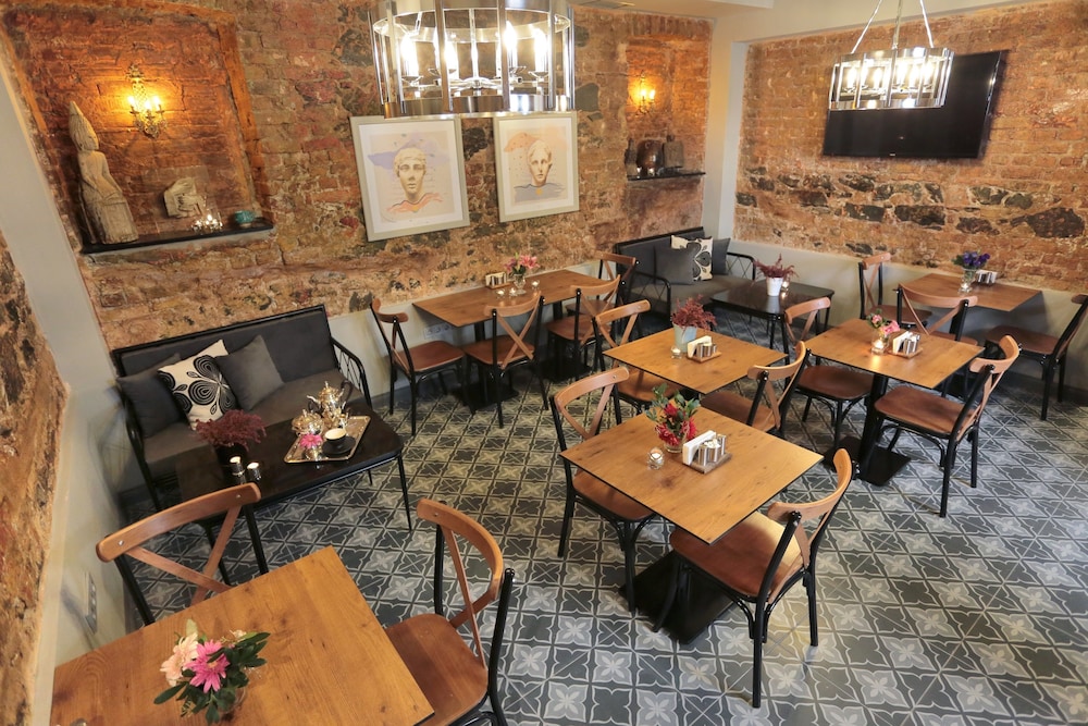 Ferman Pera - Image 71