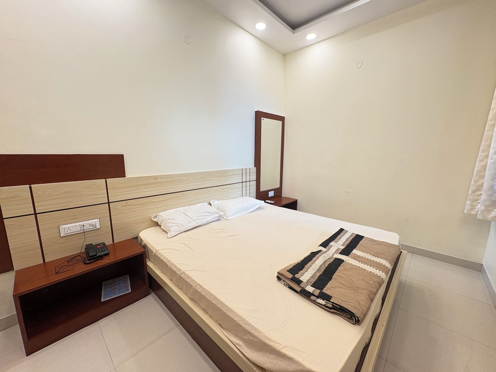 Hotel Shree Shyam alok Khatoo