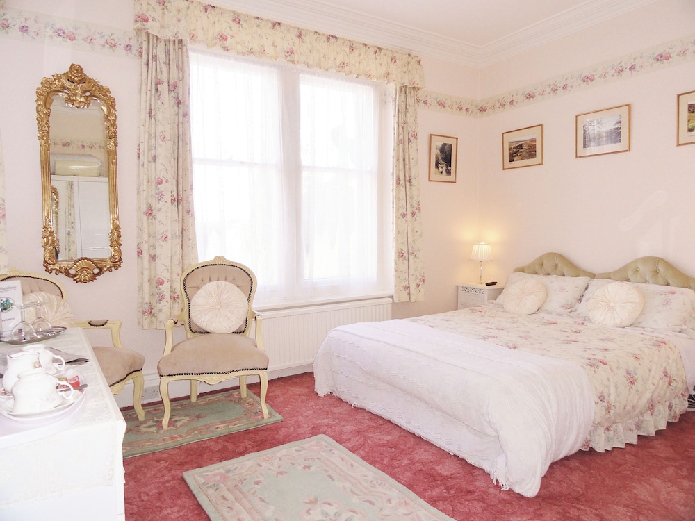 Braemar Guest House